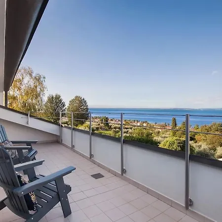 فيلة Golden - Verona