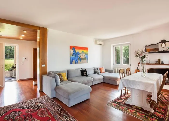 Golden - Verona باردولينو