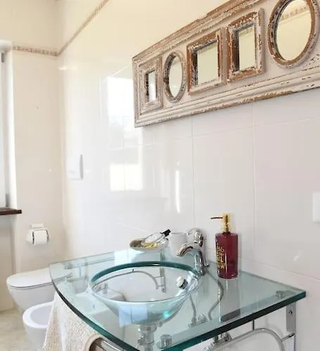 فيلة Golden - Verona باردولينو